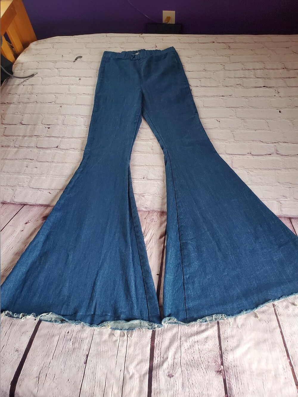 High-waisted Blue Denim Extreme Bell Bottoms Raw Preppy Y2K Hippie Pull-on Small